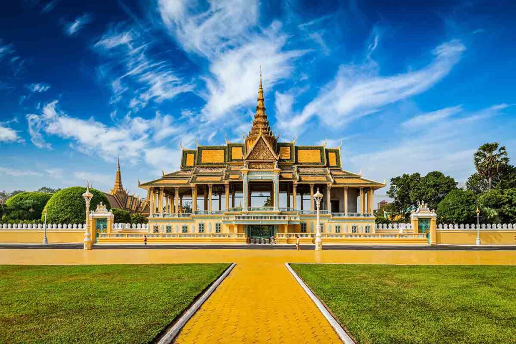 Tourist Places to Visit in Phnom Penh