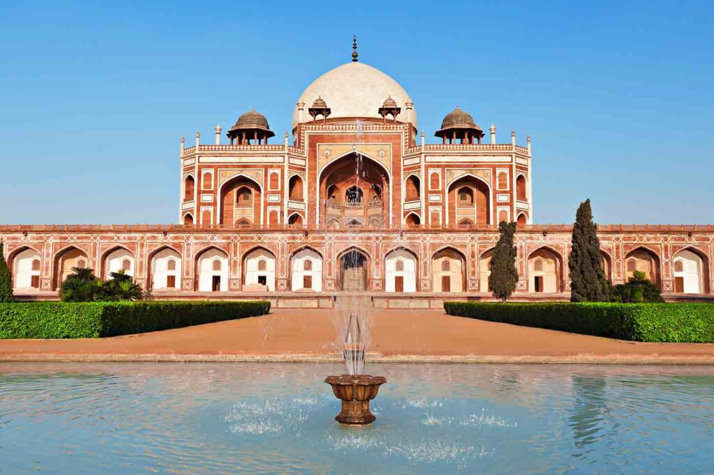 Tourist Attractions to Visit in Delhi