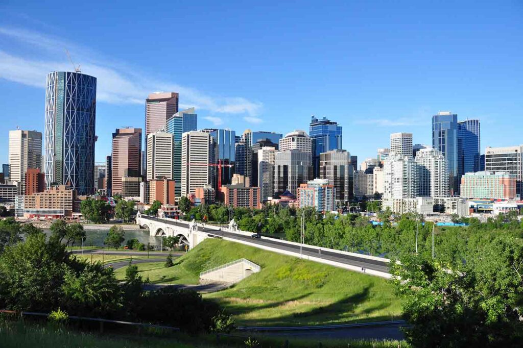 Tourist Attractions to Visit in Alberta, Canada