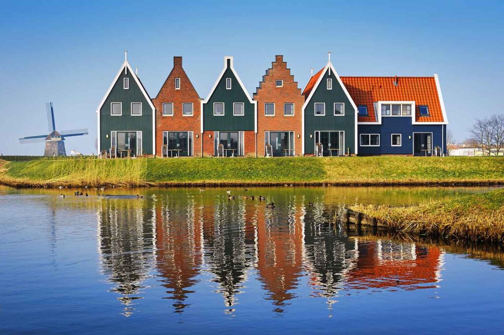 Top Tourist Places to Visit in Volendam, The Netherlands