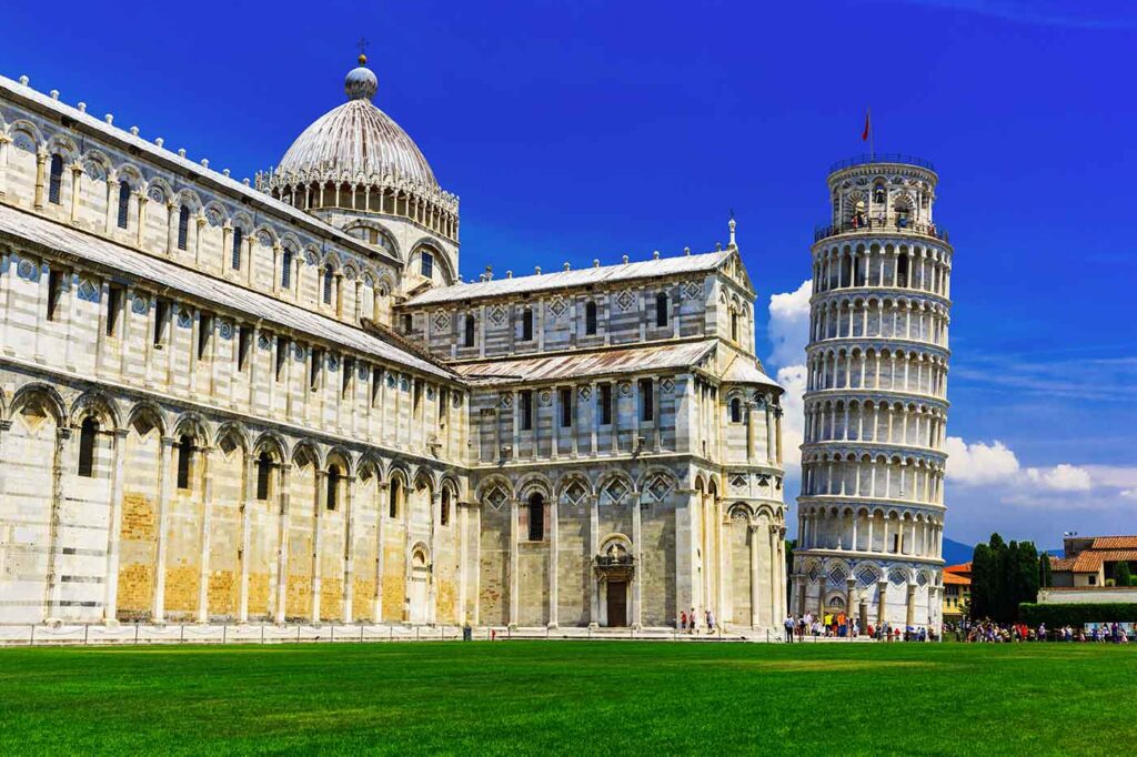 Tourist Places to See in Pisa, Italy