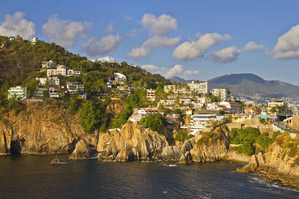 Top Tourist Places to Visit in Acapulco, Mexico